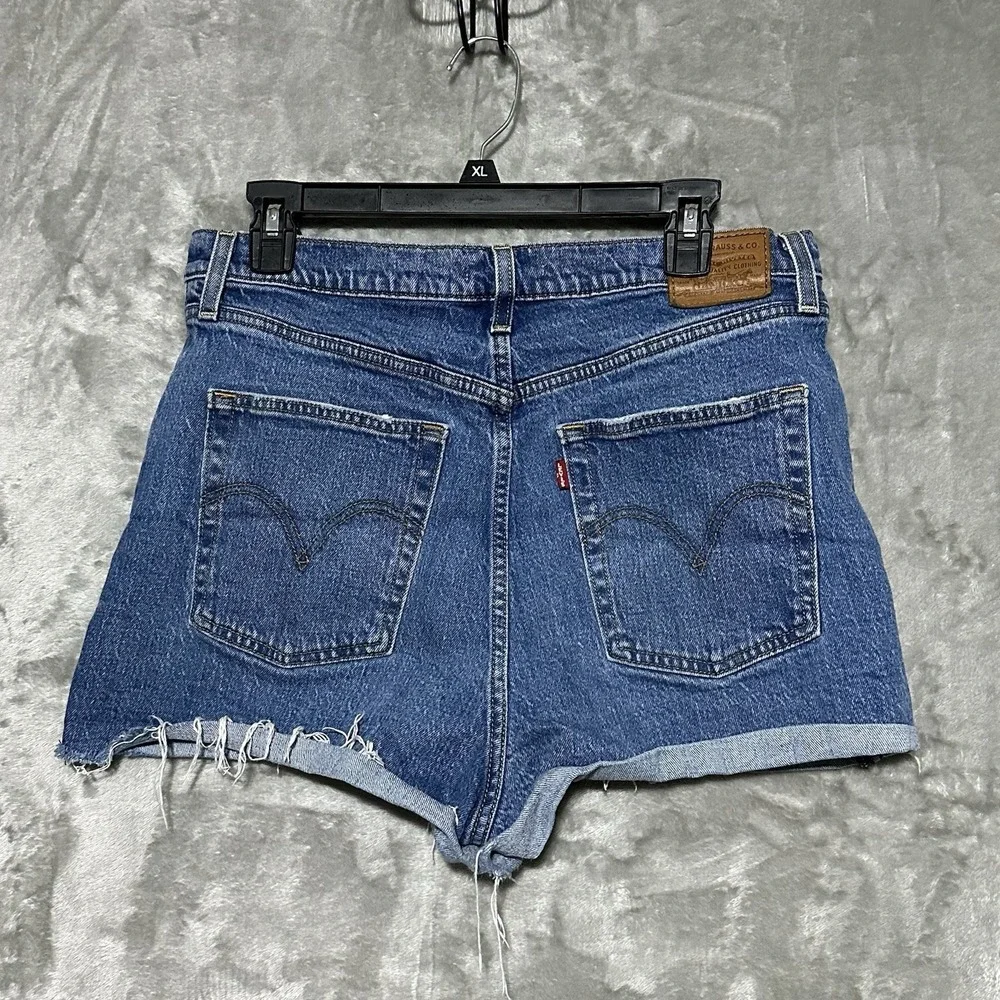 Levis Ribcage Button Fly Med Wash Blue Jean Shorts Womens Sz 32 Western Cowgirl